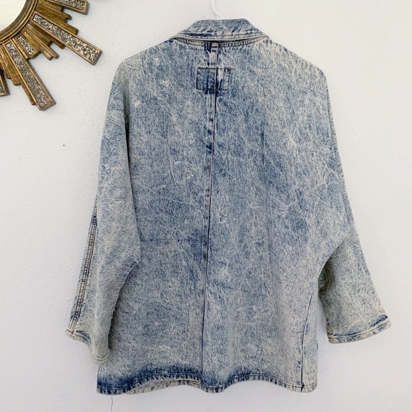 Vintage oversized distressed trendy denim jacket - Picture 3 of 7
